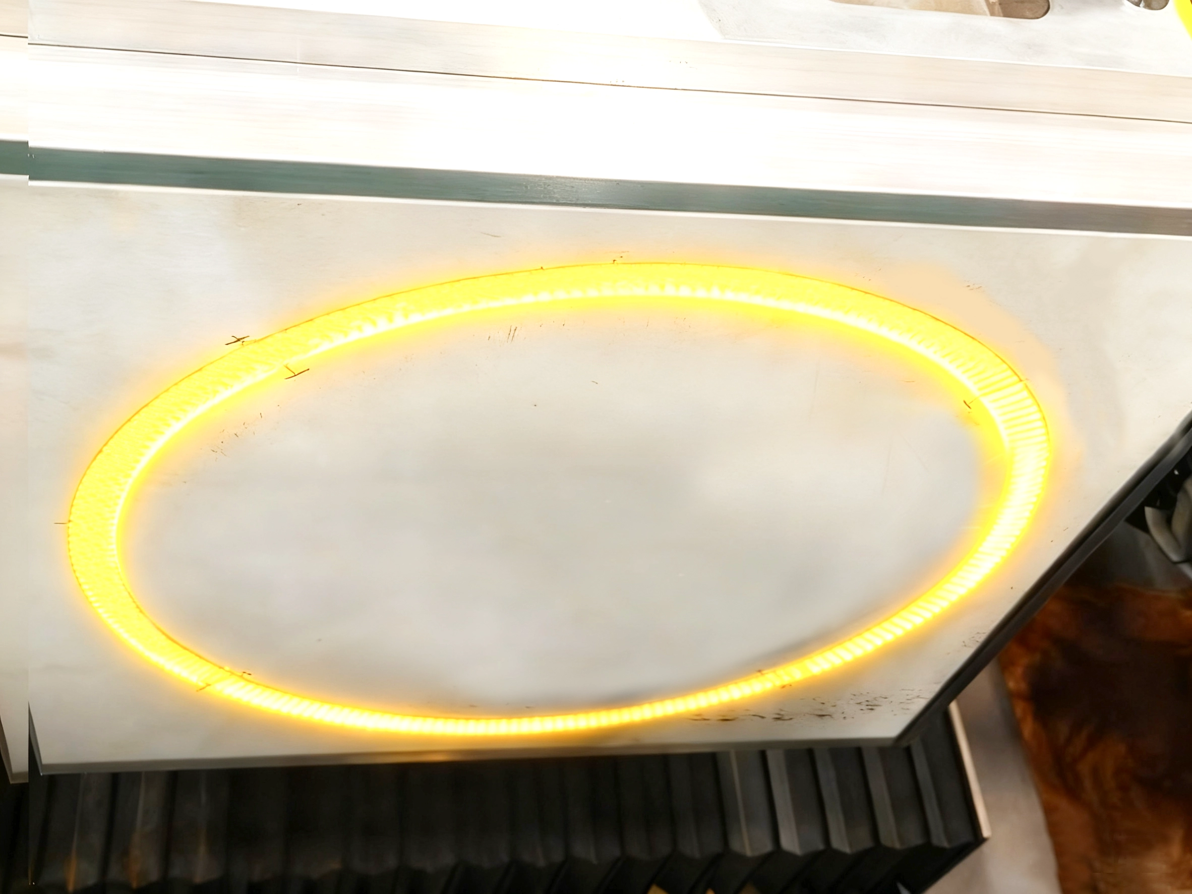 Application of Special Materials and Temperature Field Simulation