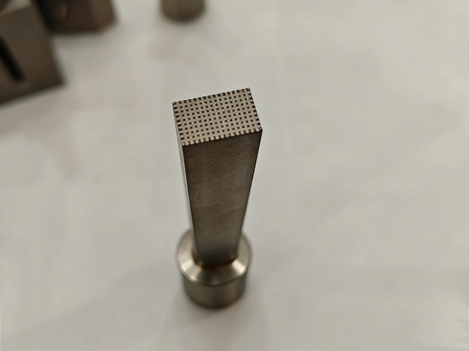 Real-time quality monitoring and intelligent judgment