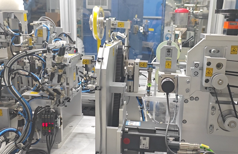 Automated Hose Assembly Technology: Building a Solid Foundation for Server Liquid Cooling Tube Insertion